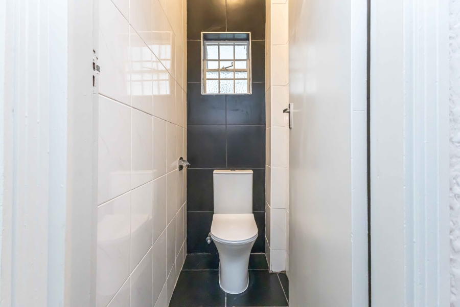 To Let 2 Bedroom Property for Rent in Sea Point Western Cape